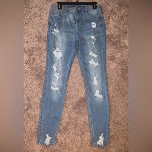 Curvy hollister skinny jeans